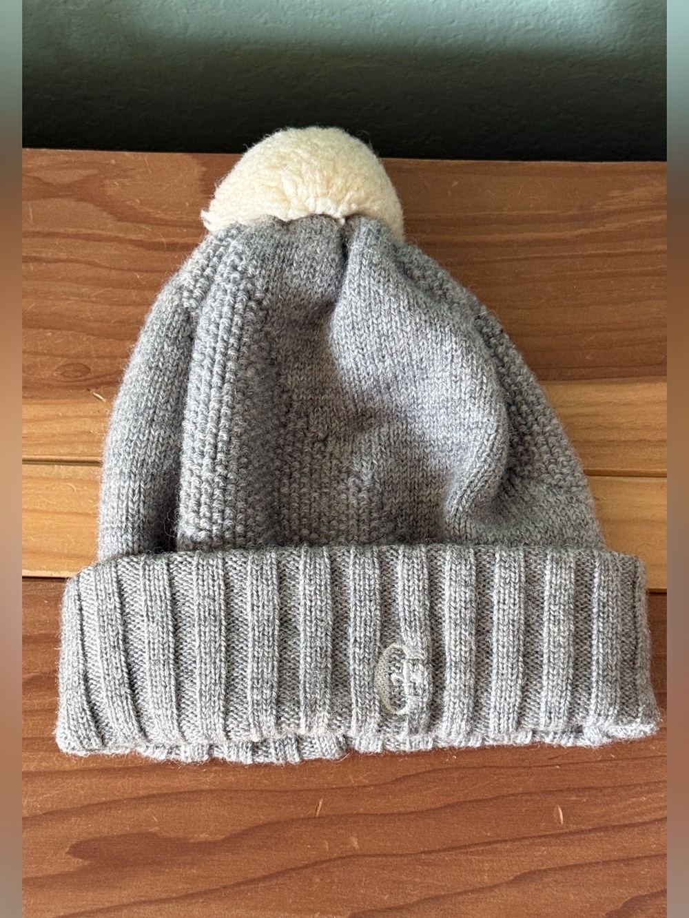 Gray Wool Knit Beanie Hat Cream Pom Pom Fleece Lined Ponytail Slouchy Winter